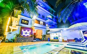Fabhotel K7 Trends With Pool, Calangute Beach